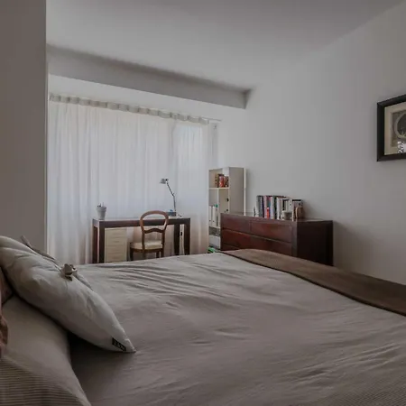 Parisian Cocoon With Balcony- 3br-5p- Tour-eiffel 아파트