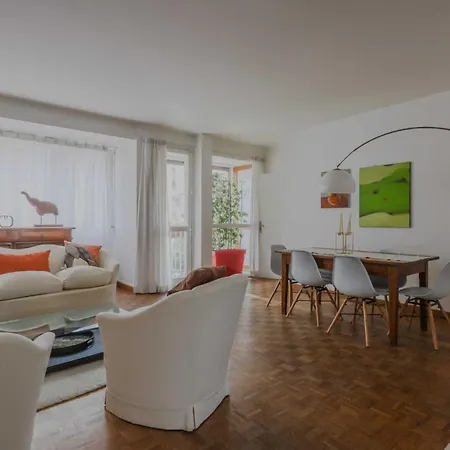Parisian Cocoon With Balcony- 3br-5p- Tour-eiffel Apartment *