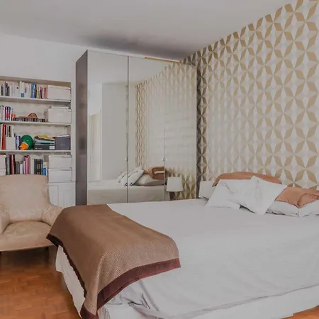 Parisian Cocoon With Balcony- 3br-5p- Tour-eiffel Apartment *