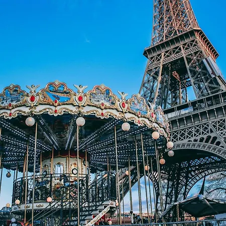 아파트 Parisian Cocoon With Balcony- 3br-5p- Tour-eiffel